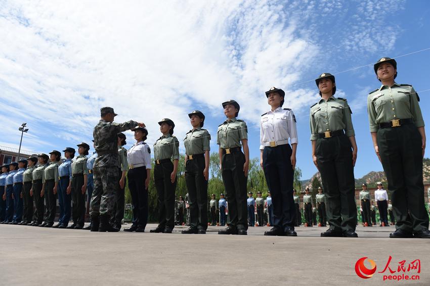白求恩医疗方队与孙安媚，英勇与奉献的赞歌，白求恩医疗方队与孙安媚，英勇奉献的赞歌