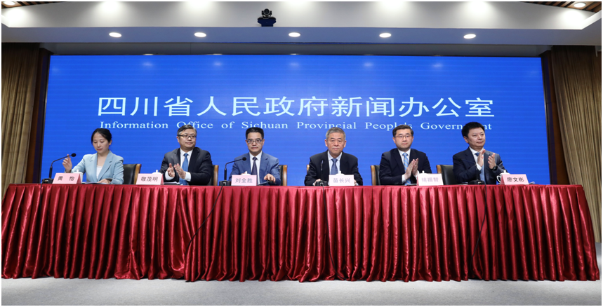 刚刚发生的新闻热点，聚焦五月2023全球要闻回顾，五月要闻回顾，全球新闻热点聚焦 2023年最新动态速递