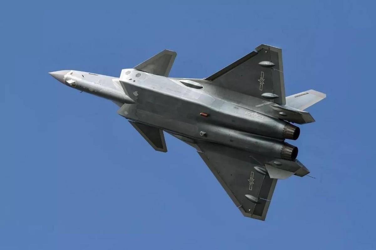 歼-20,军用飞机的杰出代表,歼-20,军用飞机杰出代表之典范