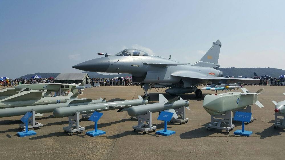 歼-10战斗机的最大升限,探索中国空中力量的巅峰之作,探索中国空中力量的巅峰,歼-10战斗机最大升限揭秘