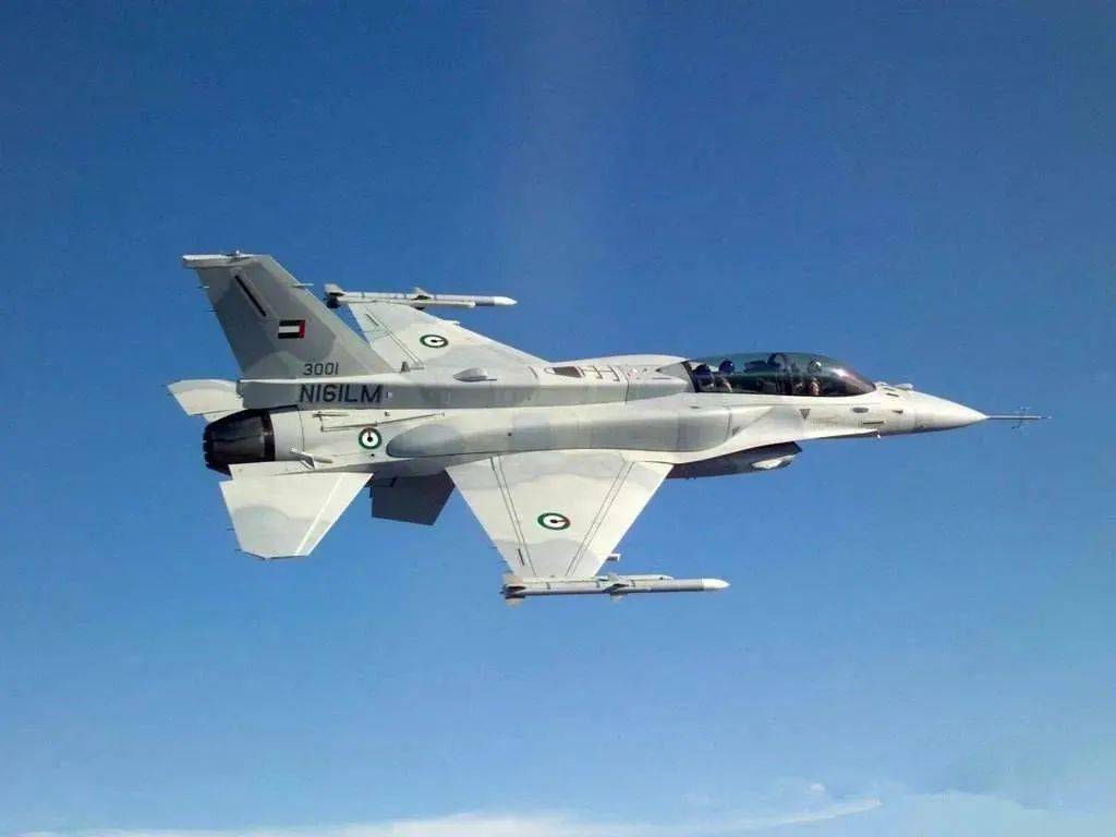 揭秘F-16 Block 70战机,性能、特点与应用,揭秘F-16 Block 70战机,性能特点与应用实战解析