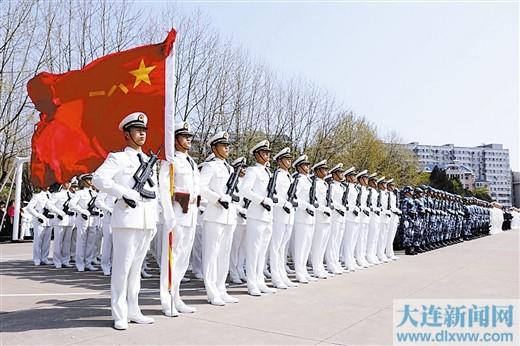 海军大连舰艇学院位于大连市核心区域——旅顺口区,海军大连舰艇学院位于旅顺口区核心区,精英摇篮的壮丽篇章