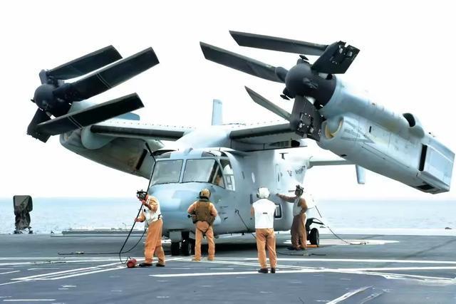 V22鱼鹰运输机参数详解,V22鱼鹰运输机参数全面解析