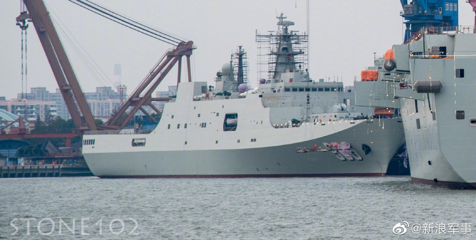 关于武汉舰船制造基地的071船坞，多少艘舰艇的辉煌成就？，武汉舰船制造基地071船坞，辉煌成就见证多少舰艇荣耀？